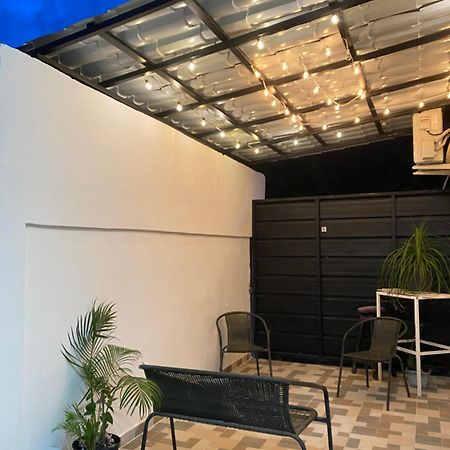 Only Room By Merengue House, 8 Minutos Airport Monte Adentro  Exteriör bild